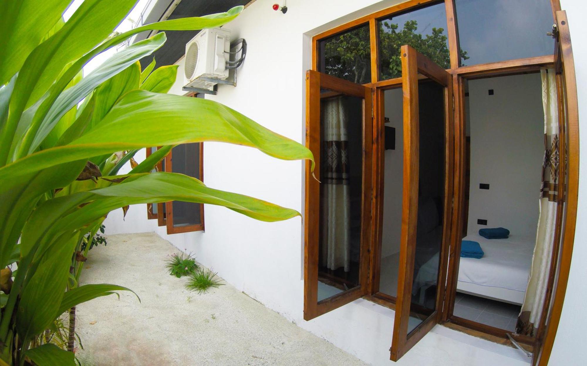 Ithaa Beach Guraidhoo  Bagian luar foto